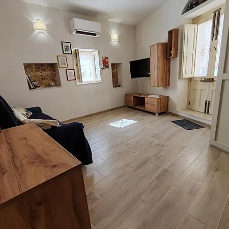 Immacolata Centro Storico Διαμέρισμα *