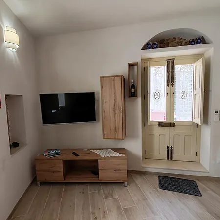 Immacolata Centro Storico Διαμέρισμα Νότο